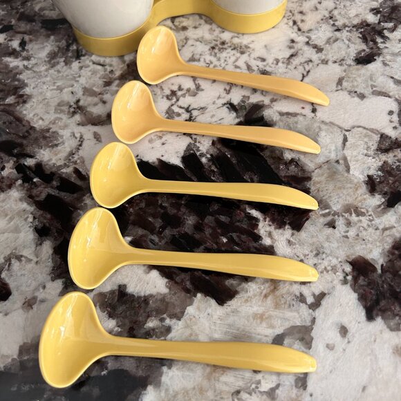 Vintage 1970's Tupperware Condiment Caddy - Picture 4 of 4